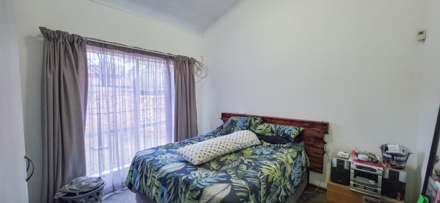 4 Bedroom Property for Sale in Garsfontein Gauteng