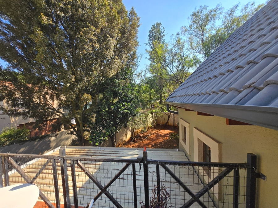 3 Bedroom Property for Sale in Faerie Glen Gauteng