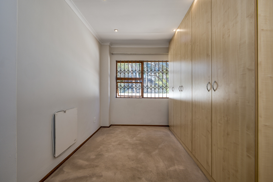 To Let 3 Bedroom Property for Rent in Hurlingham Manor Gauteng