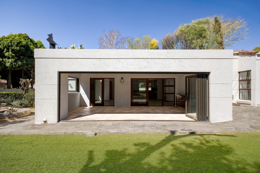To Let 3 Bedroom Property for Rent in Hurlingham Manor Gauteng