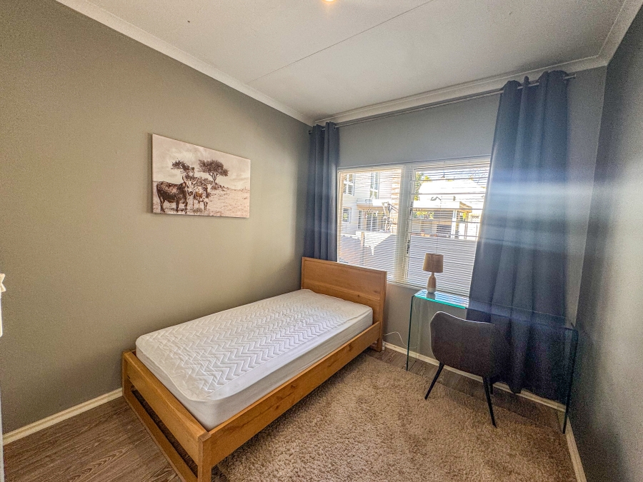 To Let 3 Bedroom Property for Rent in Silver Lakes Golf Estate Gauteng