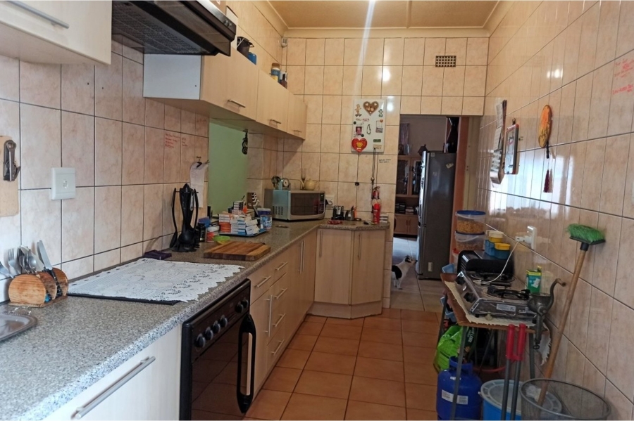 3 Bedroom Property for Sale in Symhurst Gauteng