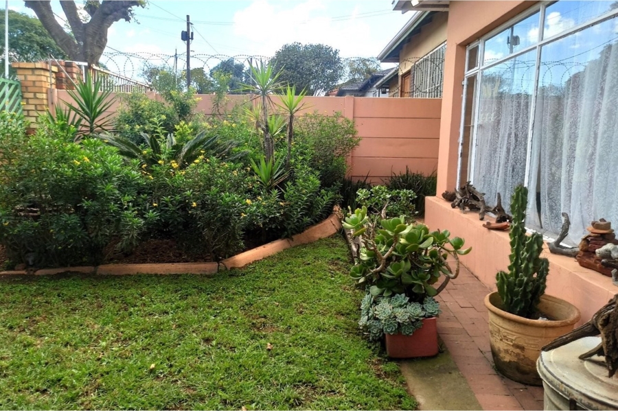 3 Bedroom Property for Sale in Symhurst Gauteng