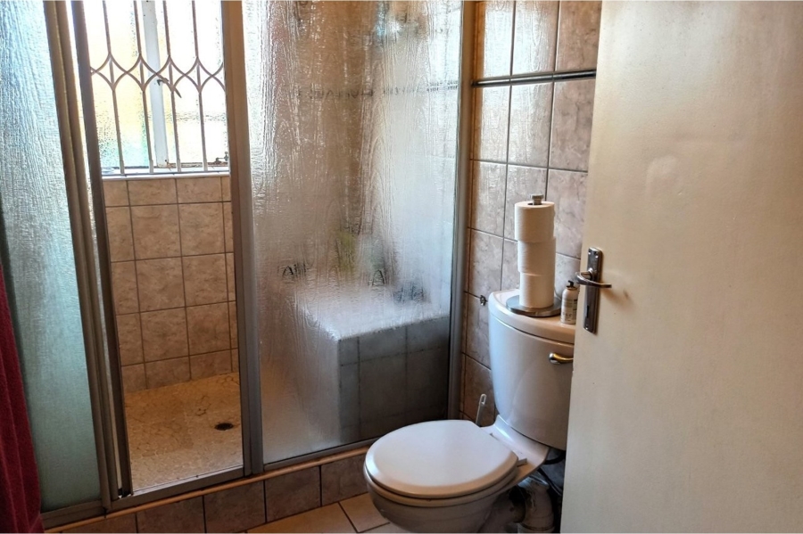 3 Bedroom Property for Sale in Symhurst Gauteng