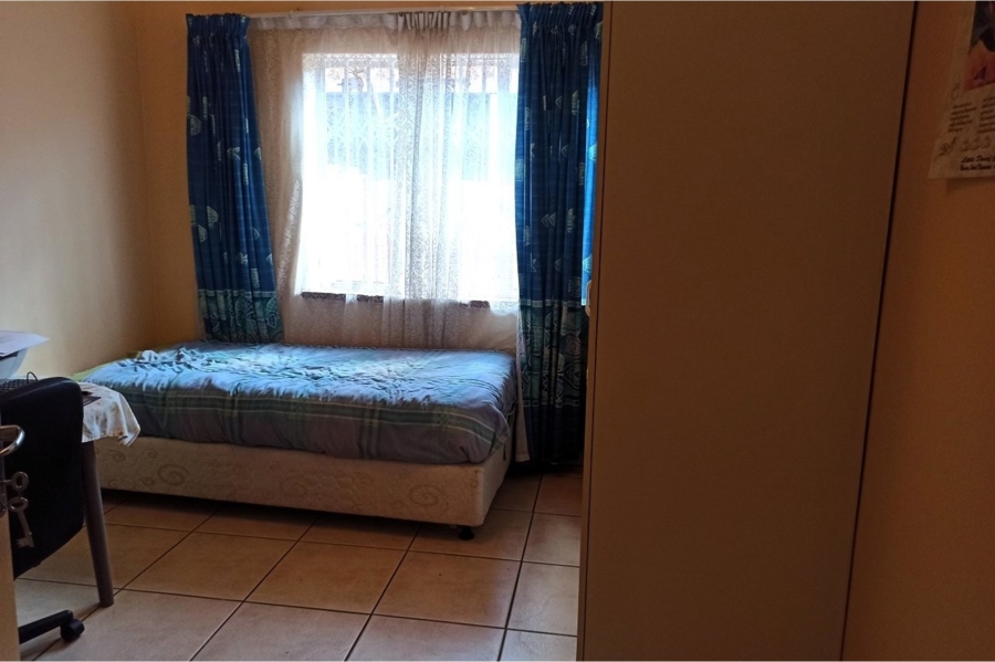 3 Bedroom Property for Sale in Symhurst Gauteng