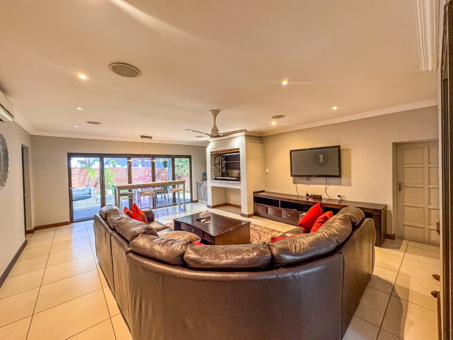 4 Bedroom Property for Sale in Silver Lakes Golf Estate Gauteng