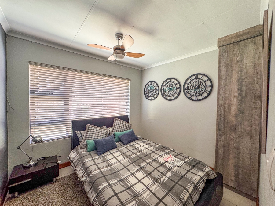 4 Bedroom Property for Sale in Silver Lakes Golf Estate Gauteng
