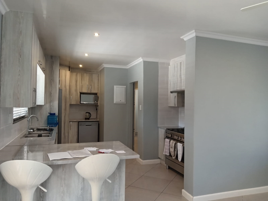4 Bedroom Property for Sale in Witpoortjie Gauteng