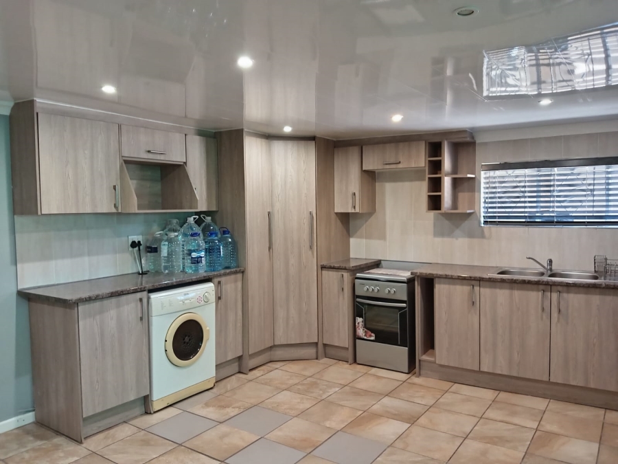 4 Bedroom Property for Sale in Witpoortjie Gauteng