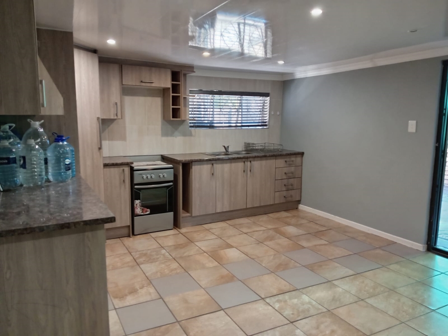 4 Bedroom Property for Sale in Witpoortjie Gauteng