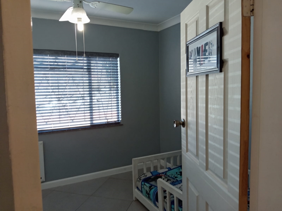 4 Bedroom Property for Sale in Witpoortjie Gauteng