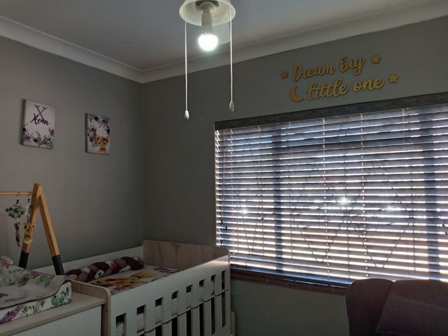 4 Bedroom Property for Sale in Witpoortjie Gauteng