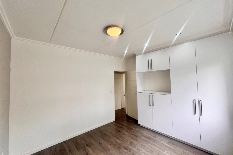 2 Bedroom Property for Sale in Rivonia Gauteng