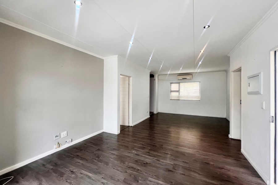 2 Bedroom Property for Sale in Rivonia Gauteng