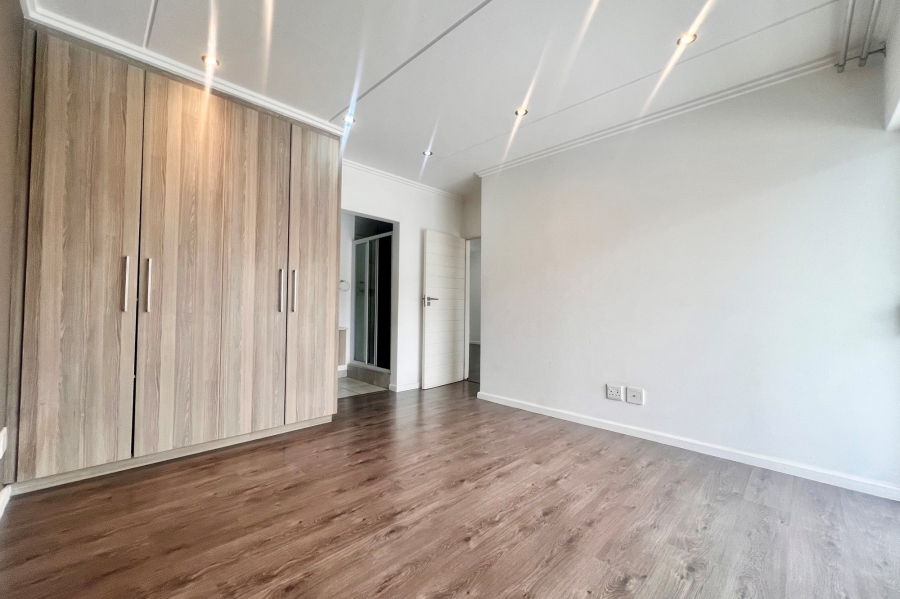 2 Bedroom Property for Sale in Rivonia Gauteng