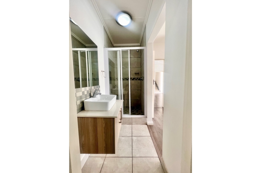 2 Bedroom Property for Sale in Rivonia Gauteng