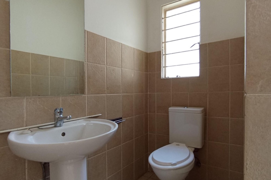 2 Bedroom Property for Sale in Zandspruit Gauteng
