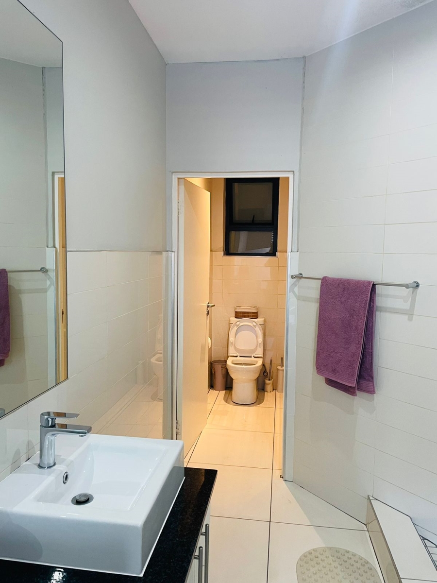 To Let 2 Bedroom Property for Rent in Rivonia Gauteng
