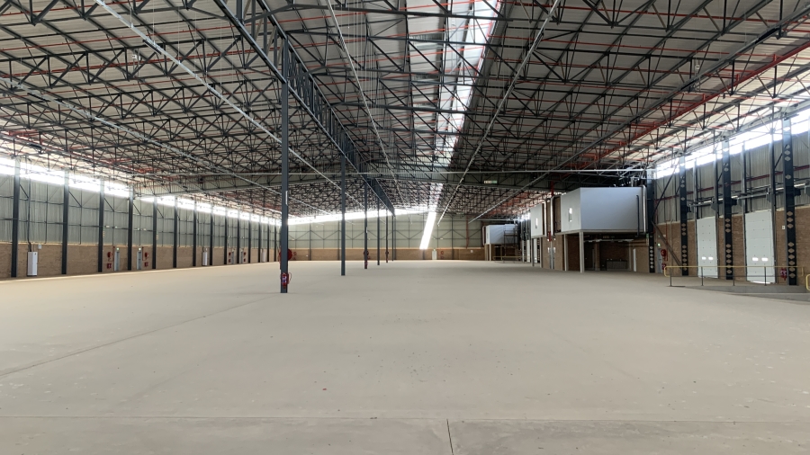 To Let commercial Property for Rent in Airport Park Gauteng