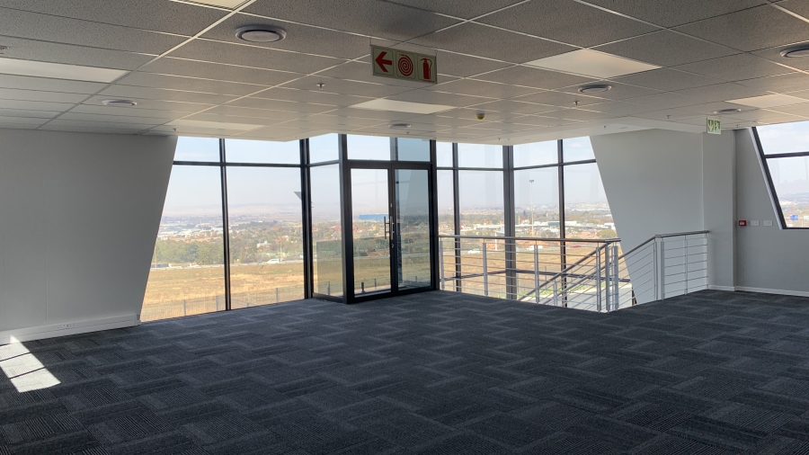 To Let commercial Property for Rent in Airport Park Gauteng