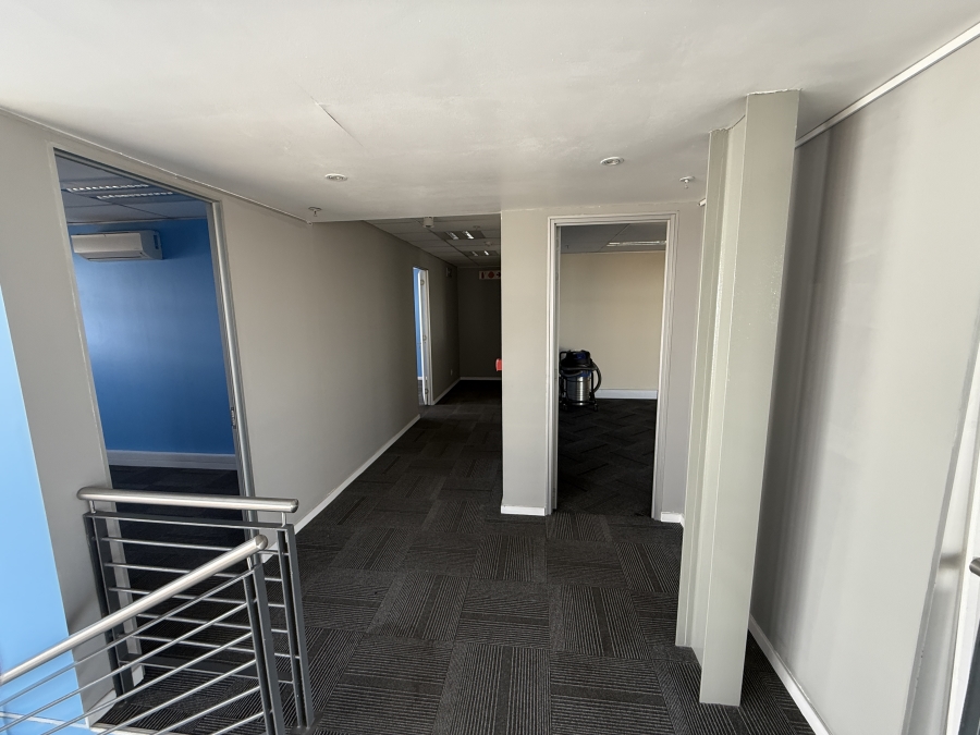 To Let commercial Property for Rent in Gosforth Park Gauteng