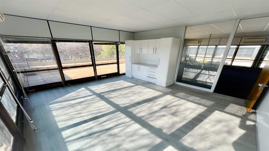Commercial Property for Sale in Essexwold Gauteng