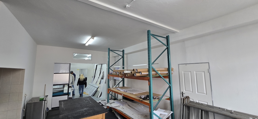 To Let commercial Property for Rent in Strijdom Park Gauteng