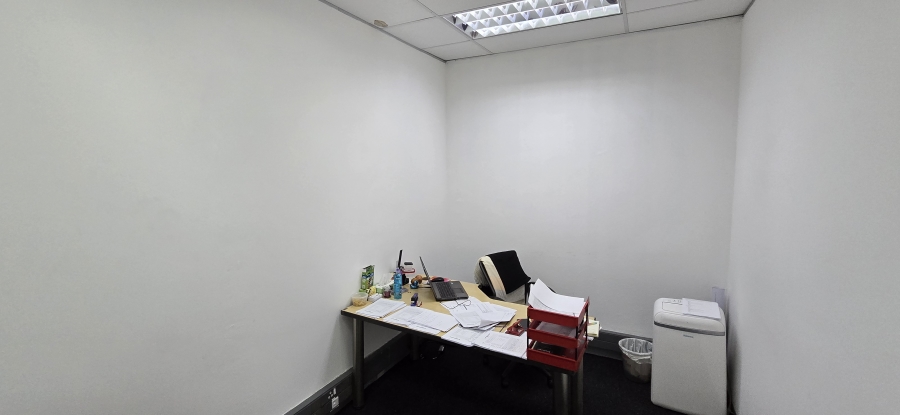 To Let commercial Property for Rent in Strijdom Park Gauteng