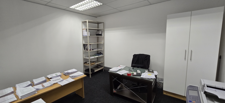 To Let commercial Property for Rent in Strijdom Park Gauteng