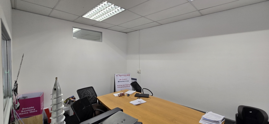 To Let commercial Property for Rent in Strijdom Park Gauteng