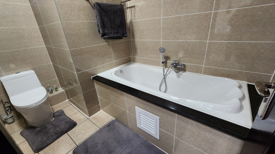 To Let 1 Bedroom Property for Rent in Blue Hills Gauteng