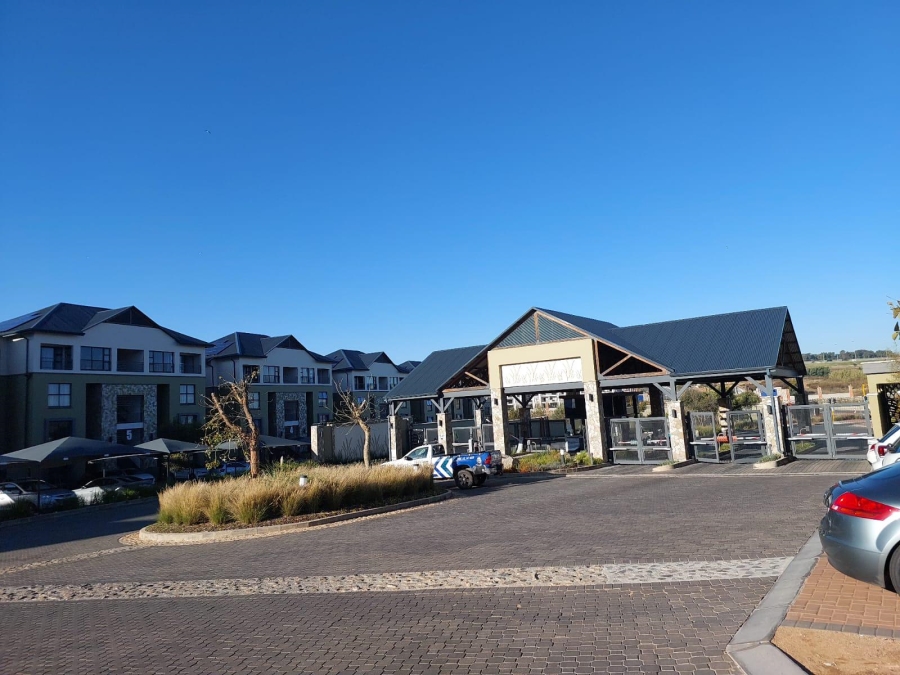 To Let 2 Bedroom Property for Rent in Waterfall Gauteng