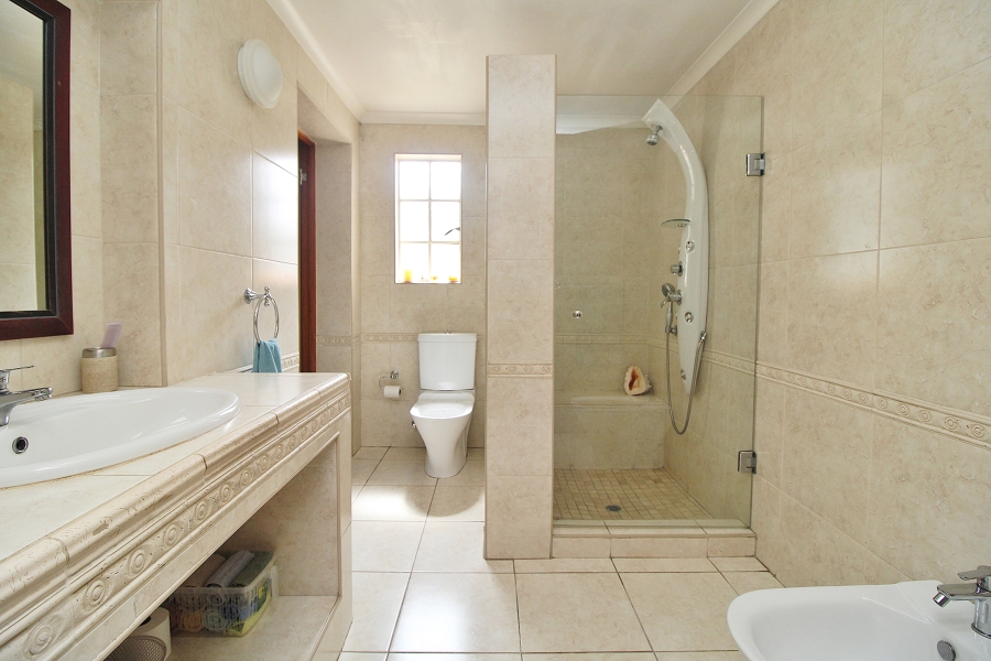 4 Bedroom Property for Sale in Primrose Gauteng