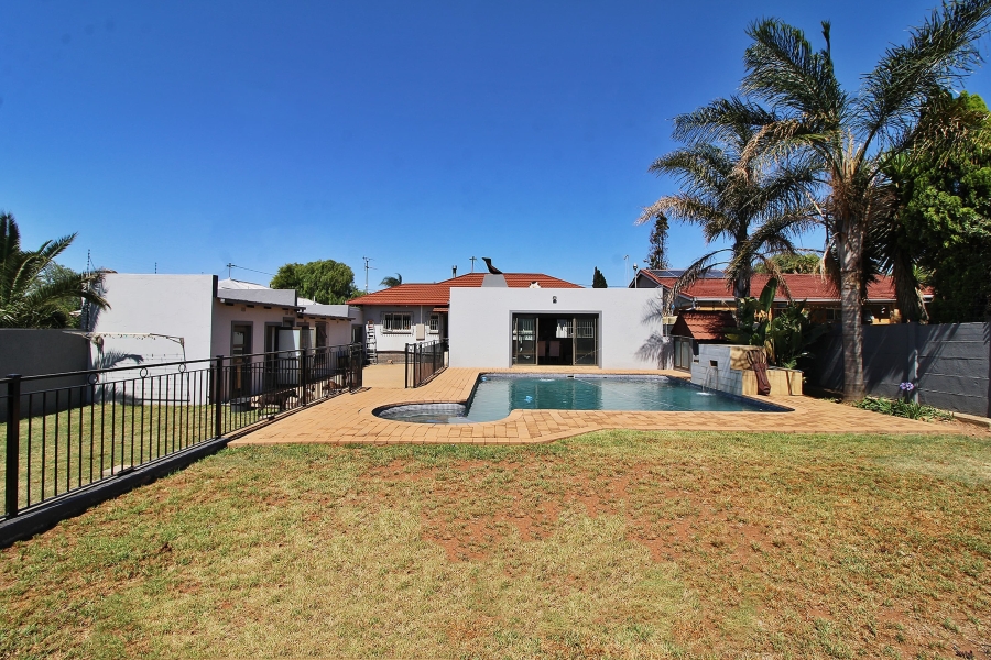 3 Bedroom Property for Sale in Homestead Gauteng