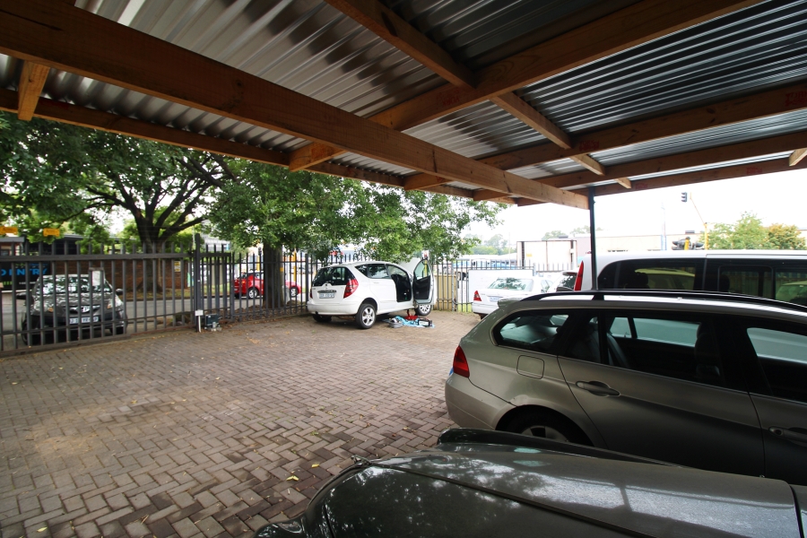 5 Bedroom Property for Sale in Eastleigh Gauteng
