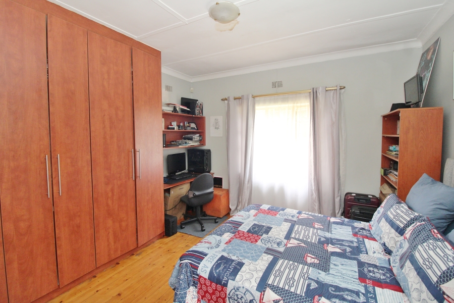 6 Bedroom Property for Sale in Primrose Gauteng