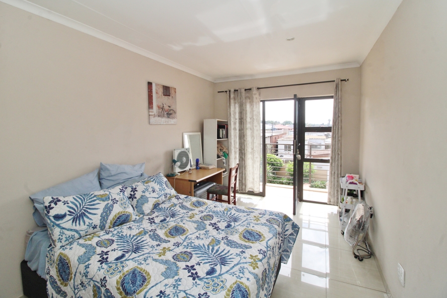 6 Bedroom Property for Sale in Primrose Gauteng