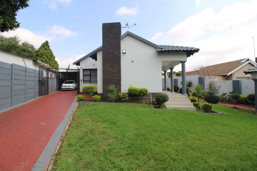3 Bedroom Property for Sale in Marlands Gauteng
