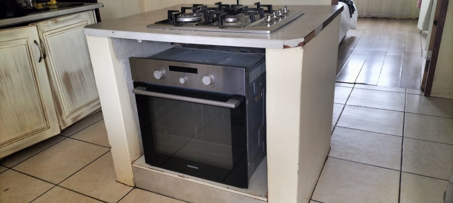 3 Bedroom Property for Sale in Middelvlei A H Gauteng