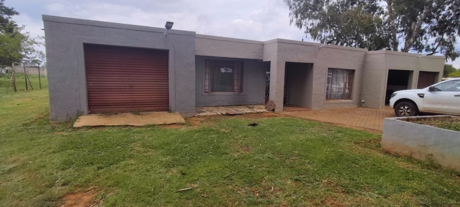 3 Bedroom Property for Sale in Middelvlei A H Gauteng