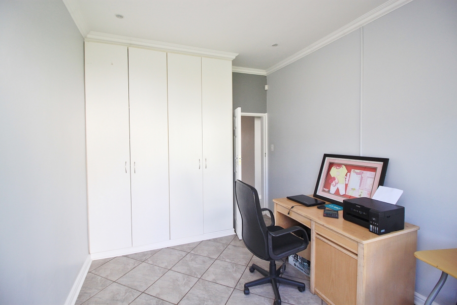 4 Bedroom Property for Sale in Sunnyridge Gauteng