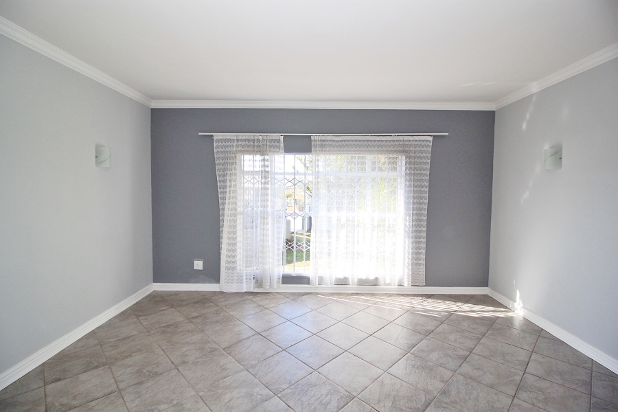 4 Bedroom Property for Sale in Sunnyridge Gauteng