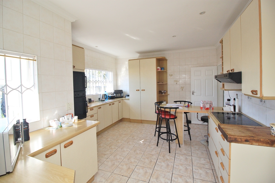 4 Bedroom Property for Sale in Sunnyridge Gauteng