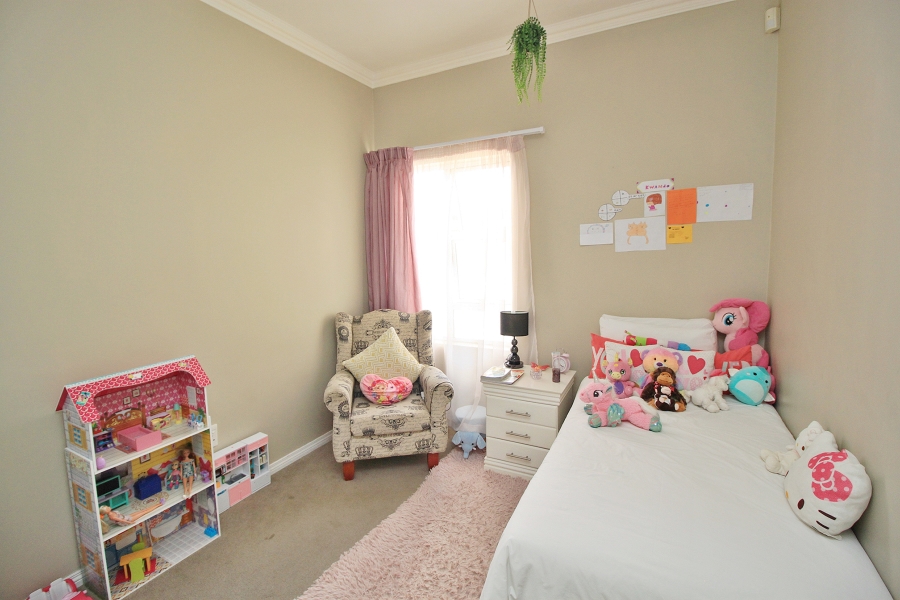 3 Bedroom Property for Sale in Greenstone Hill Gauteng