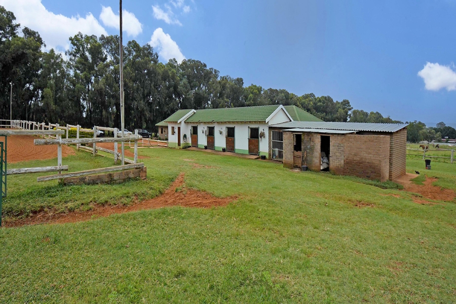 6 Bedroom Property for Sale in Strydfontein A H Gauteng