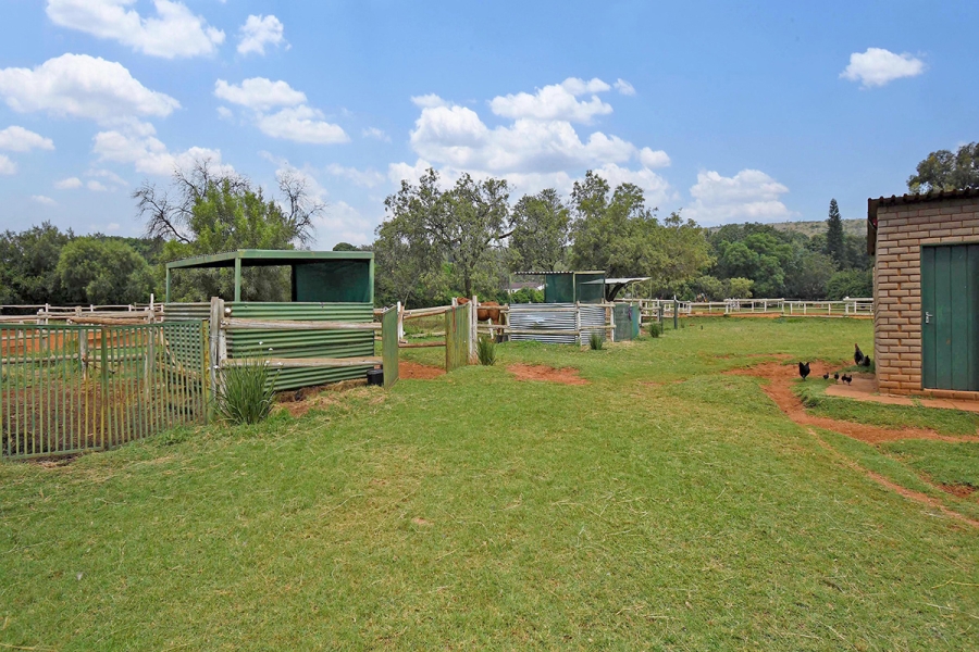 6 Bedroom Property for Sale in Strydfontein A H Gauteng
