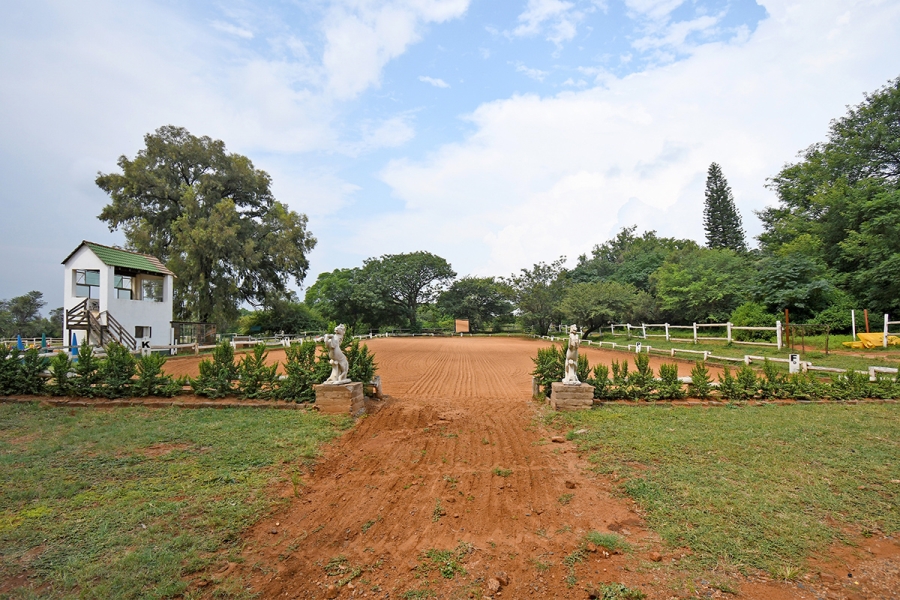 6 Bedroom Property for Sale in Strydfontein A H Gauteng
