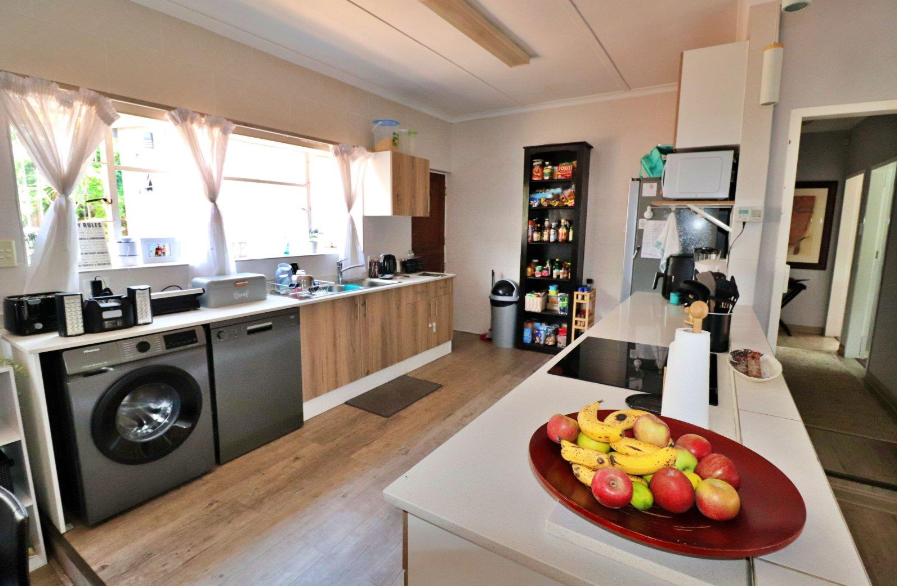 4 Bedroom Property for Sale in Dawnview Gauteng