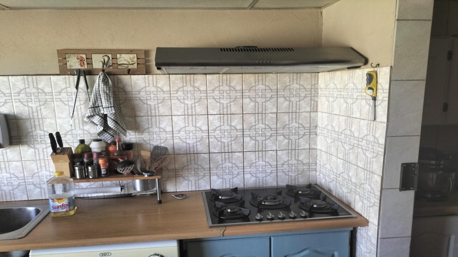 4 Bedroom Property for Sale in Louisrus Gauteng
