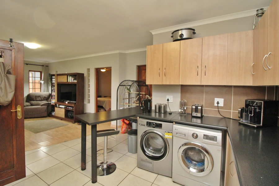 3 Bedroom Property for Sale in Sunnyridge Gauteng